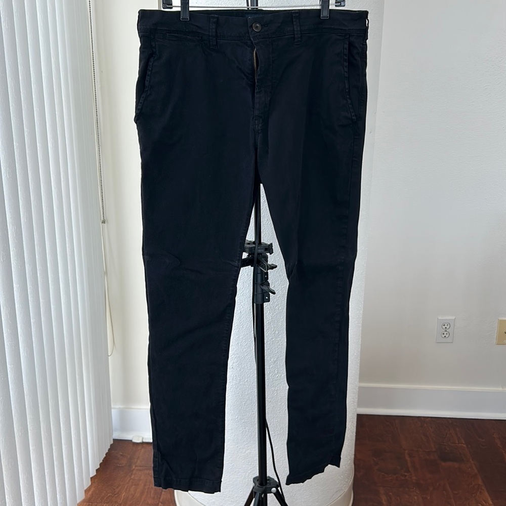 Black American Eagle Skinny Chinos size 34x32